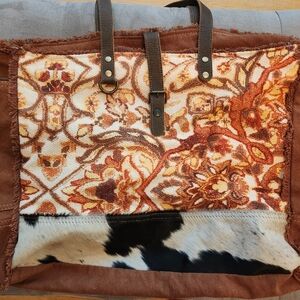 Myra Bag Cowhide Tapestry Brown Weekender